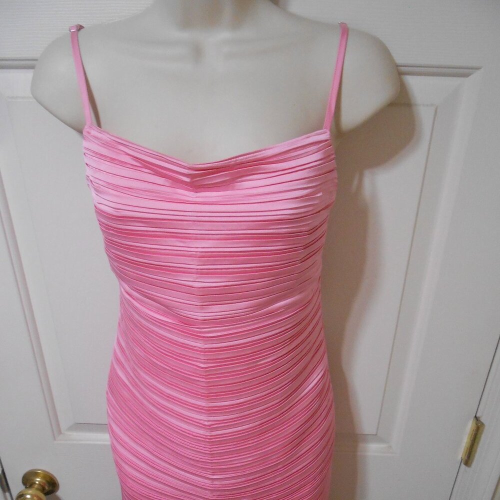 NEW SHOEDAZZLE PINK SIZE XL PARTY COCKTAIL DRESS ADJUSTABLE SPAGHETTI STRAPS 👩